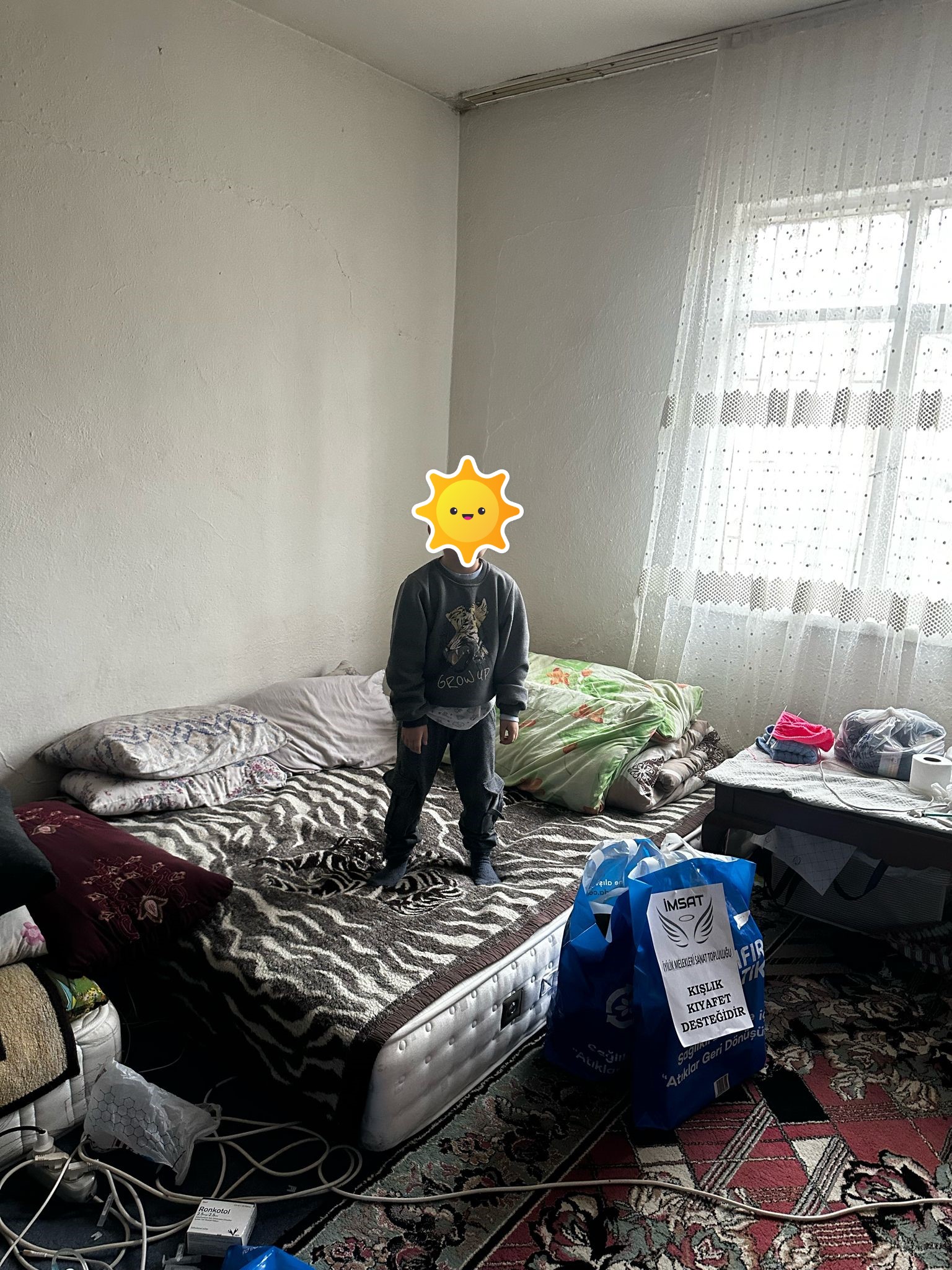 ÇOCUK GÜLERSE DÜNYA GÜLER!!!
