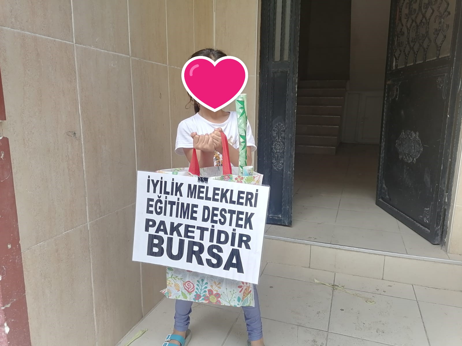 KIRTASİYE DESTEKLERİMİZ DEVAM EDİYOR
