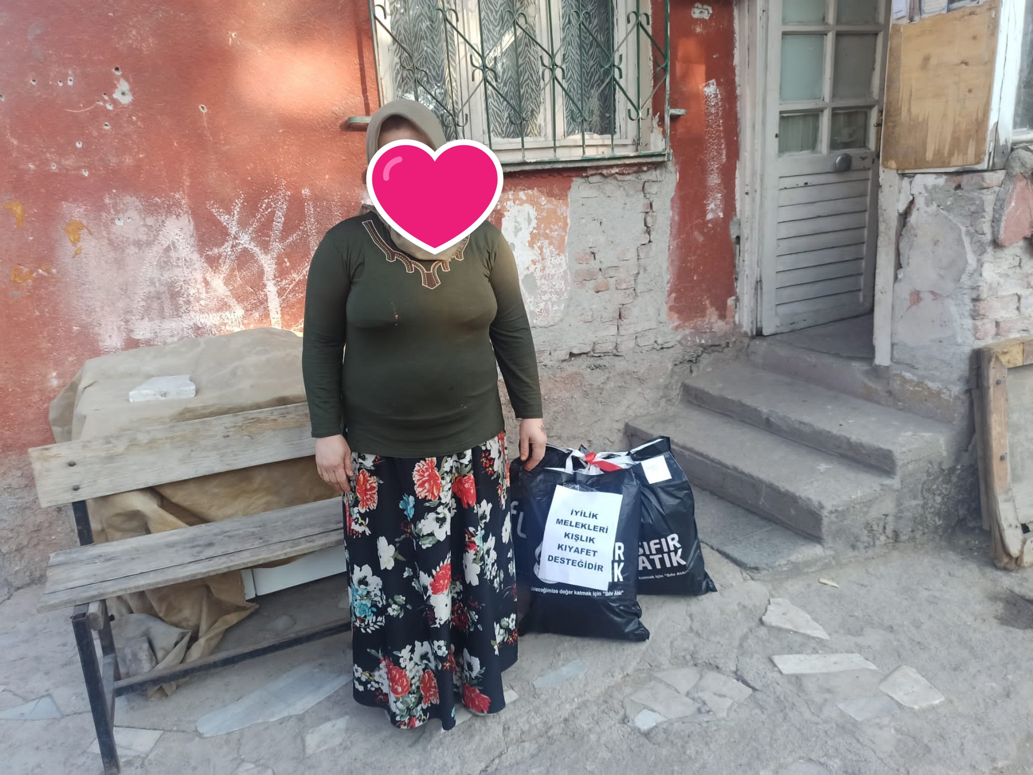 KIŞLIK KIYAFET DESTEKLERİMİZ SAHİPLERİNE ULAŞIYOR