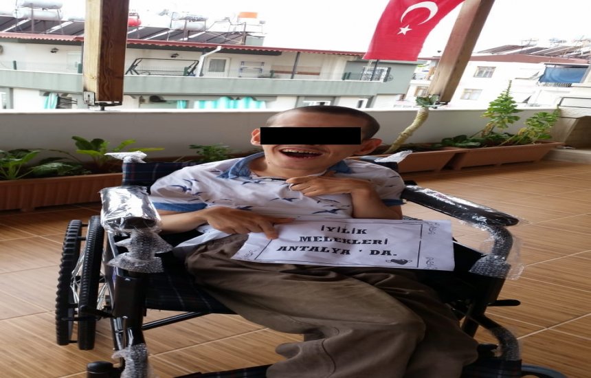 GÖNLÜ GÜZEL İNSANLAR,GÜZEL ÖMÜRLER GÖRSÜNLER.ÖMRÜN GÜZEL OLSUN ÇOCUK.