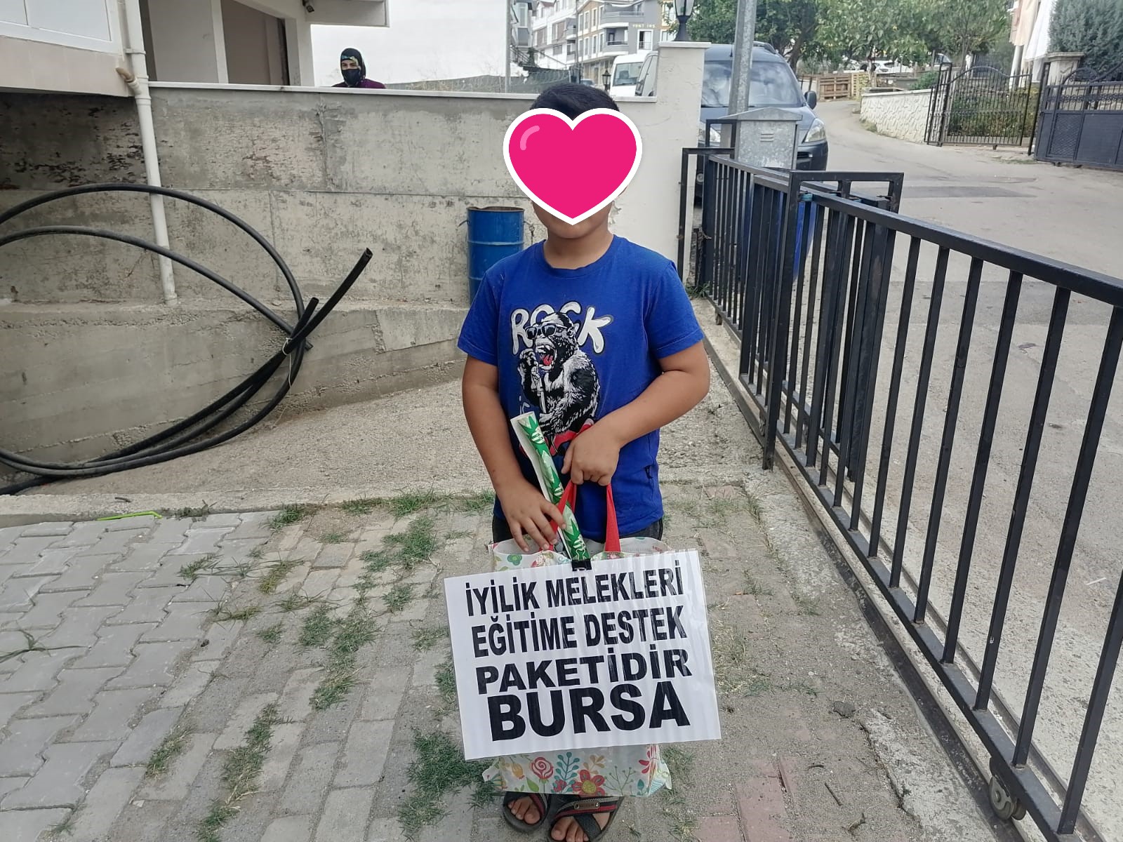 KIRTASİYE DESTEKLERİMİZ DEVAM EDİYOR