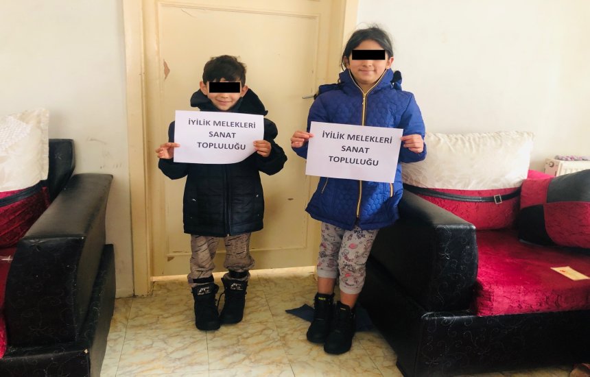 KIŞ AYLARINDA KARDEŞLERİMİZİ UNUTMUYORUZ,MONT,BOT VS. İHTİYAÇLARINA DESTEK OLUYORUZ..