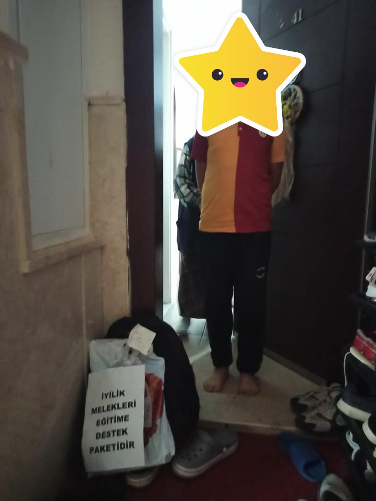 KIRTASİYE DESTEKLERİMİZLE ÇOCUKLARIN YİNE GÜLÜN YÜZÜ OLDUK