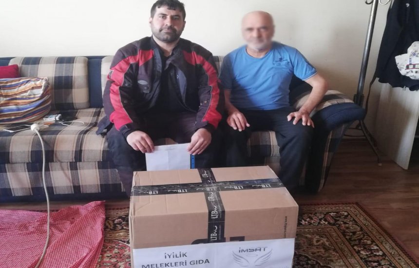 Yaşlılarımızın yanındayız.