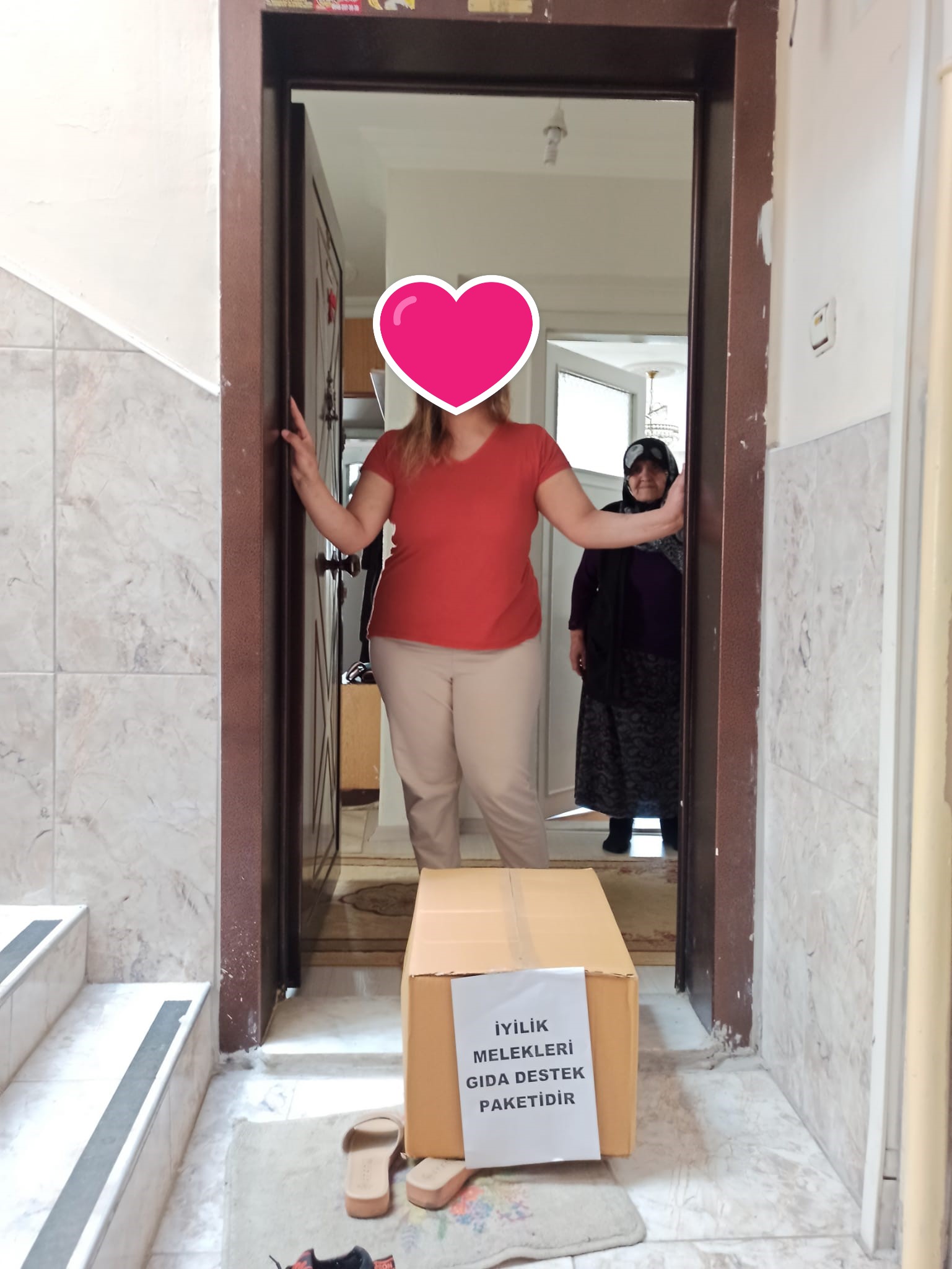 EN BÜYÜK ENGEL SEVGİSİZLİKTİR ... ENGELSİZ YARINLAR İÇİN EL ELE..