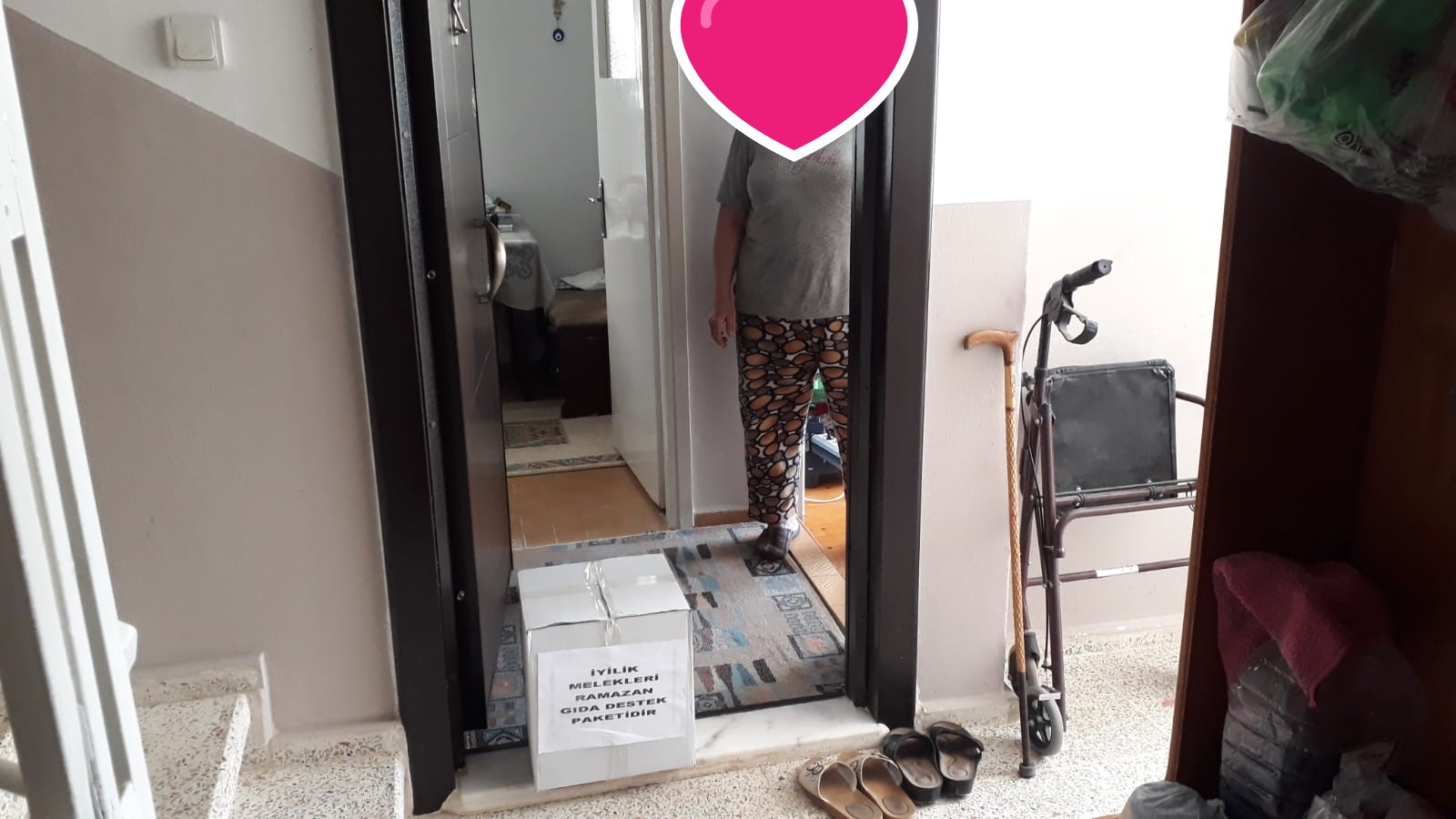 EN BÜYÜK ENGEL SEVGİSİZLİKTİR ... ENGELSİZ YARINLAR İÇİN EL ELE..
